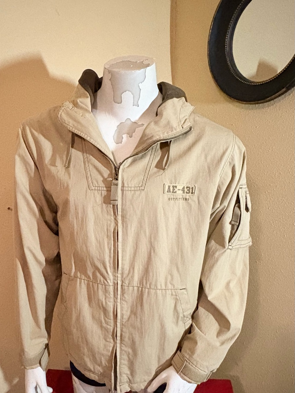 American Eagle Outfitters Men's Vintage/Y2K-era Military-style Jacket